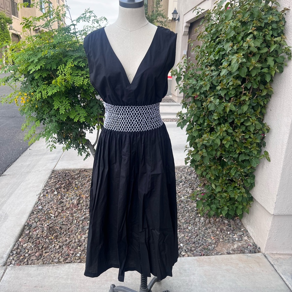 Kate Spade ♠️ Black Dress with smocked mid